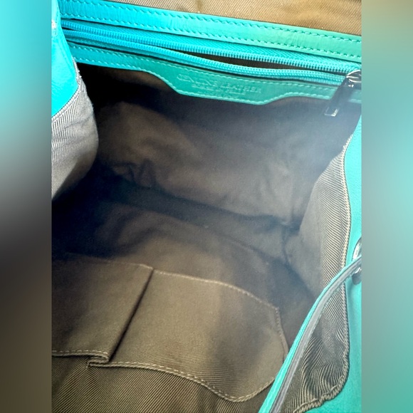 Turquoise leather backpack - Picture 4 of 10